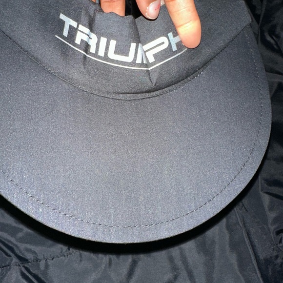 Triumph Black and Red Logo Jacket with hat - Picture 7 of 16